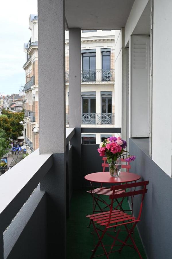 Grand Appartement Cosy-Hyper Centre-Place Verdun Tarbes Esterno foto